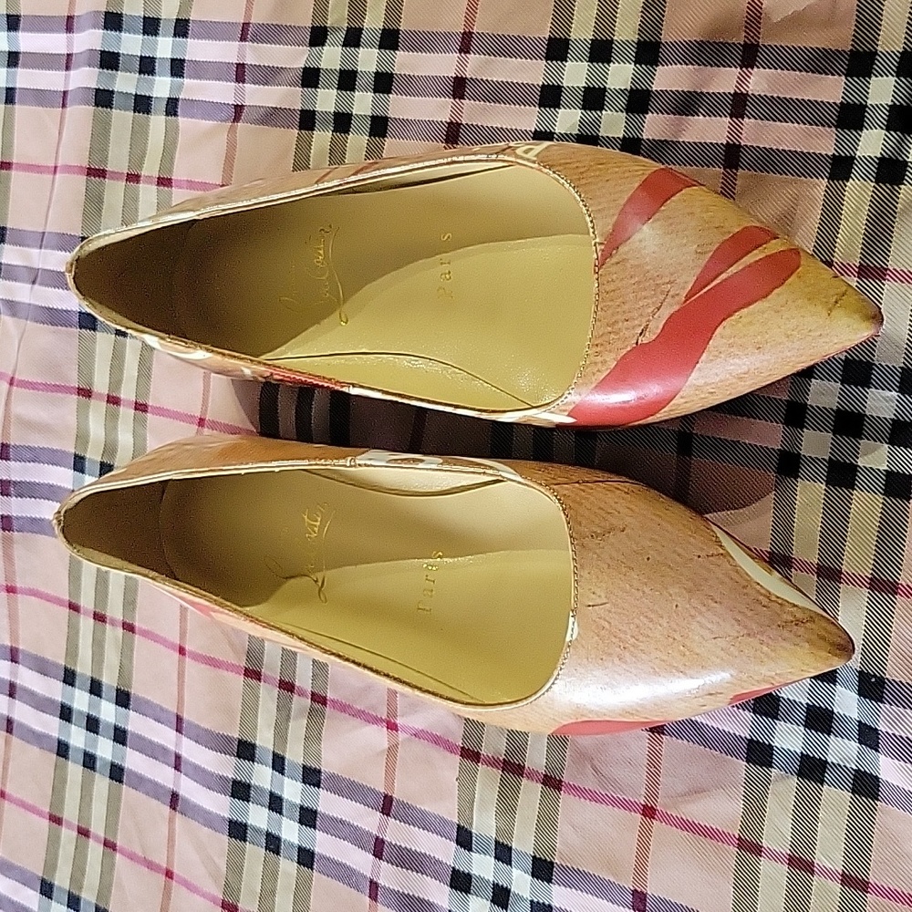 Chritian Louboutin shoes size 35